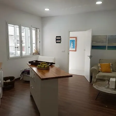 Semidan Suites *